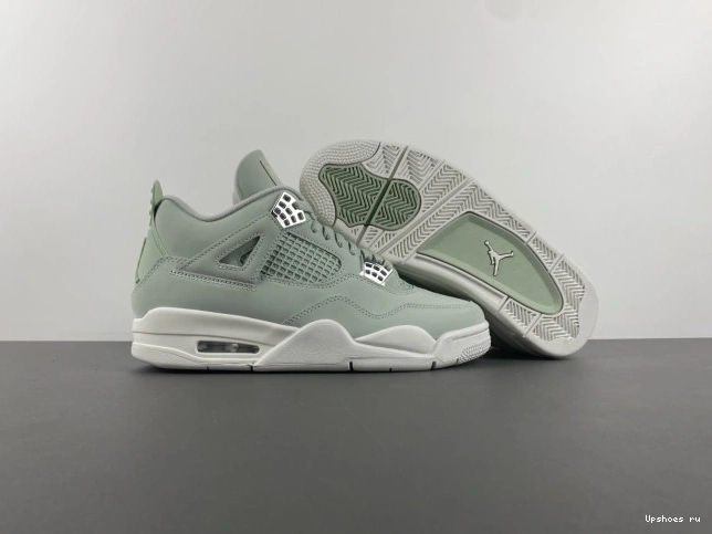 Seafoam  4  Jordan HV0823-003 Sail  Retro 0410